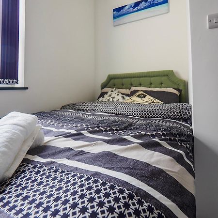 Chatham Lodge Double Room 3 Ensuite Stoke-on-Trent Exterior photo