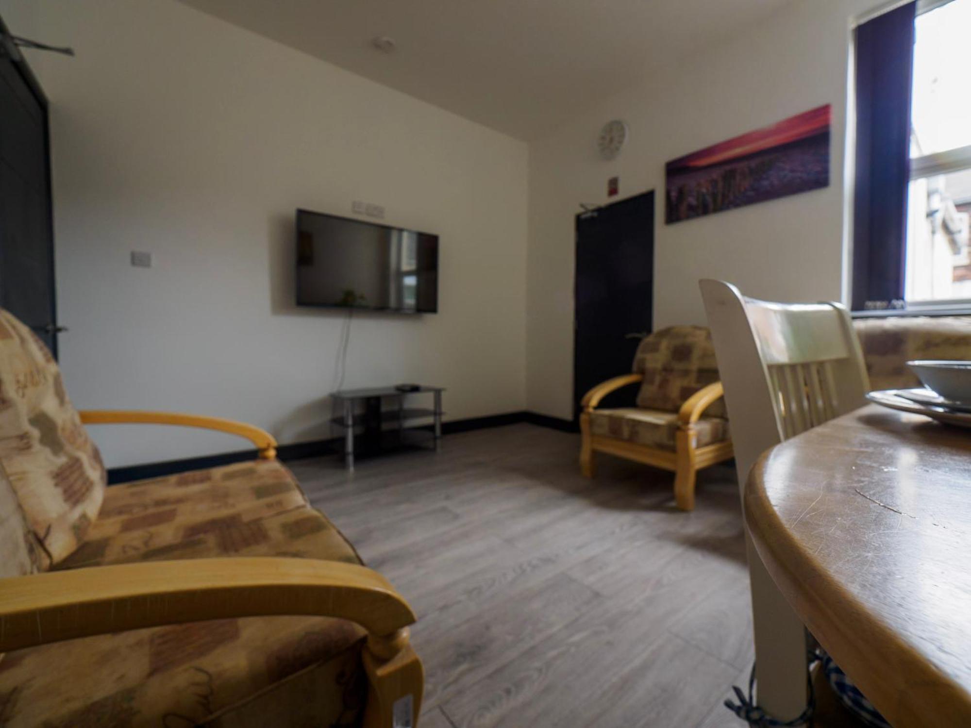 Chatham Lodge Double Room 3 Ensuite Stoke-on-Trent Exterior photo